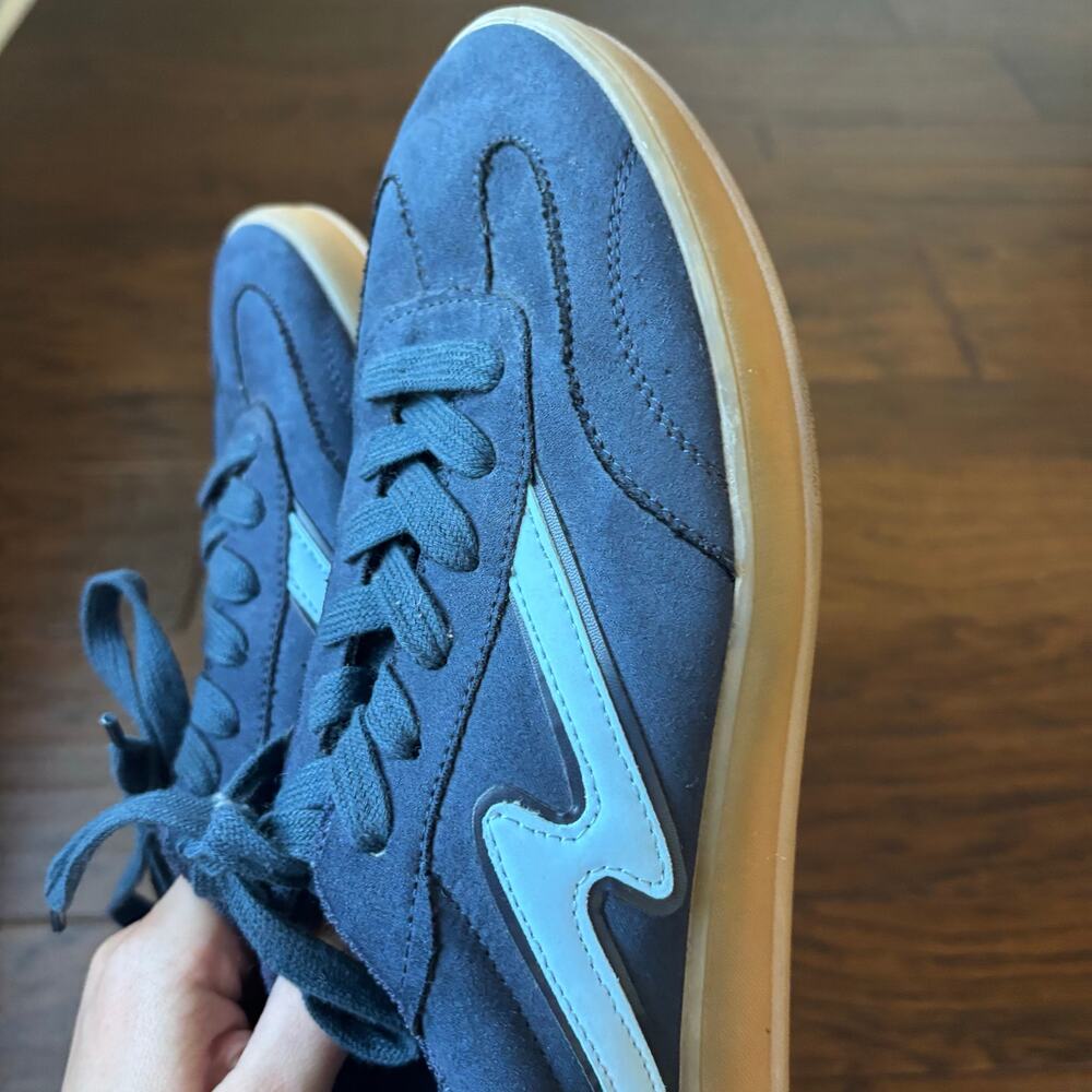 Madden Girl Giia Low-top Sneakers Blue Bird Size 8.5 Women’s - Picture 12 of 14